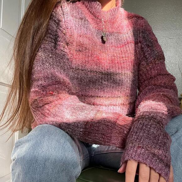 Christian Siriano Pink Red Striped Crewneck Sweater Medium Cozy Artsy Academia - Picture 3 of 9